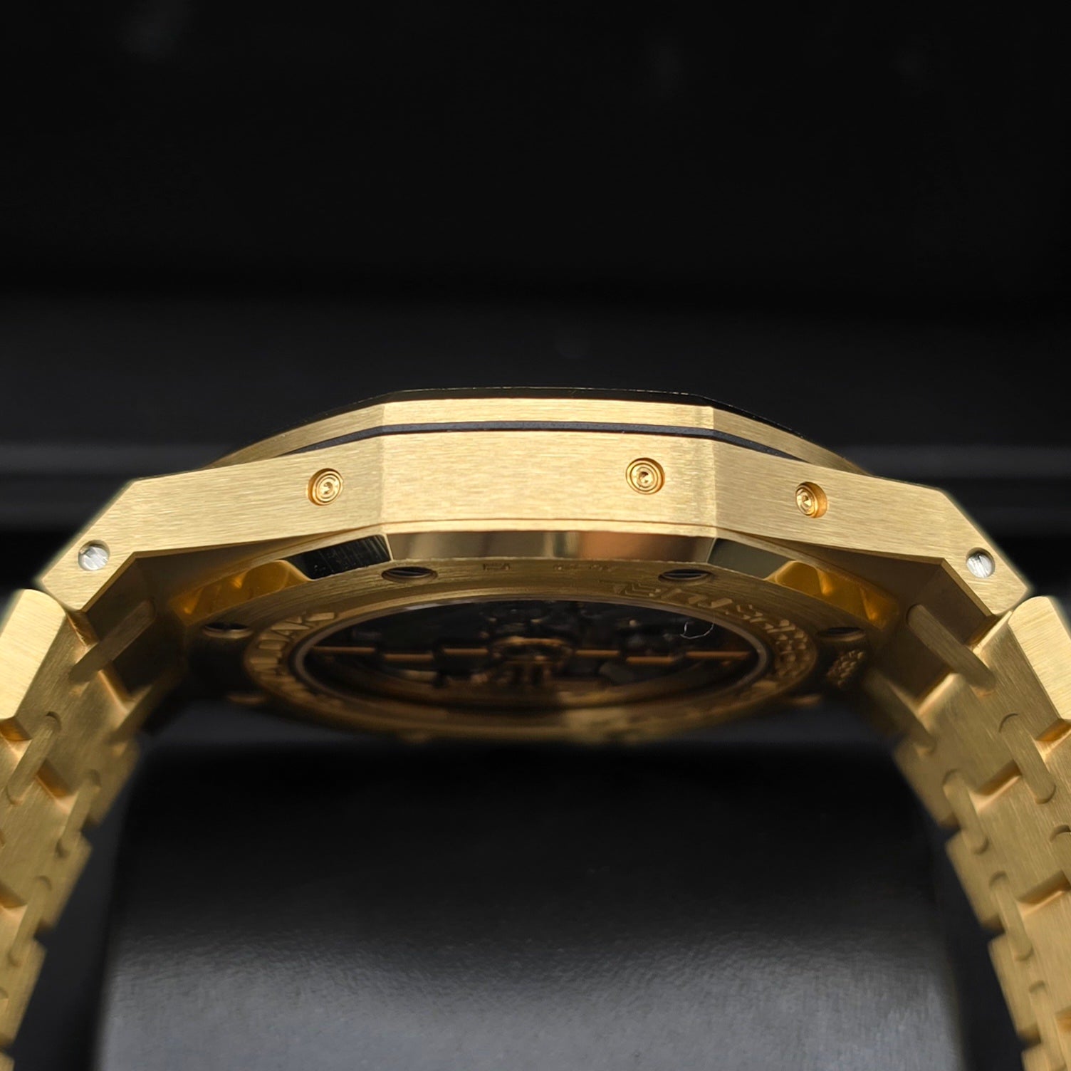 Audemars Piguet Royal Oak Perpetual Calendar 18k Yellow Gold With Original Box And Papers - Chronologic