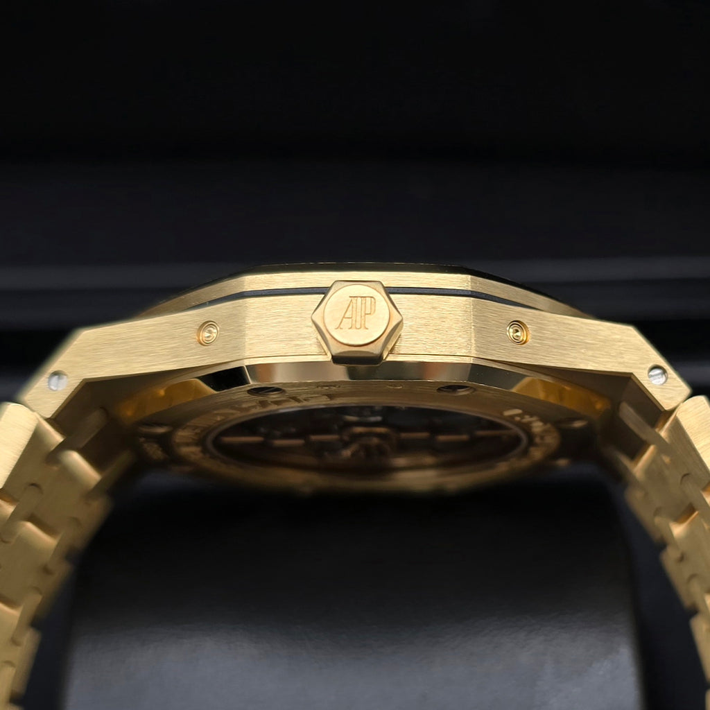 Audemars Piguet Royal Oak Perpetual Calendar 18k Yellow Gold With Original Box And Papers - Chronologic