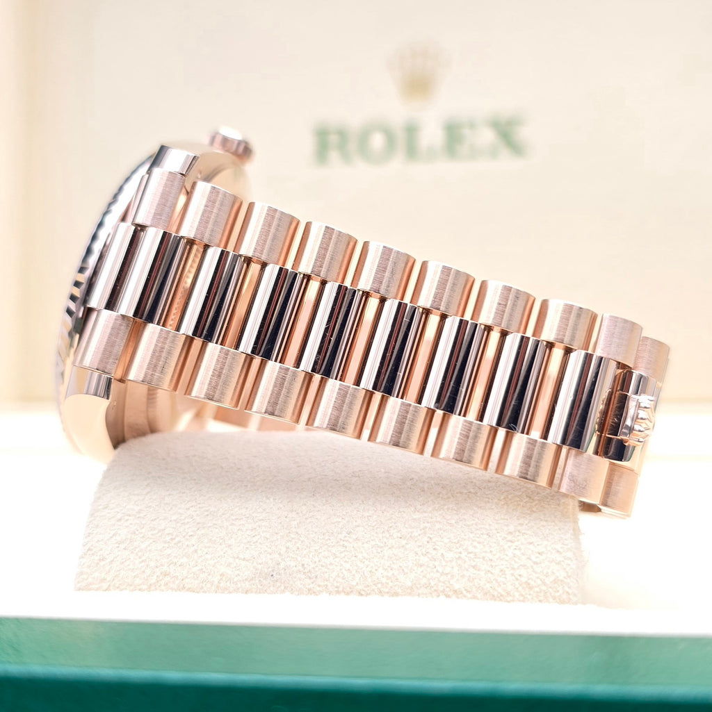 Rolex Day - Date 40 Extremely Rare Factory Eisenkiesel Stone Dial With Diamond Markers Complete Set - Chronologic