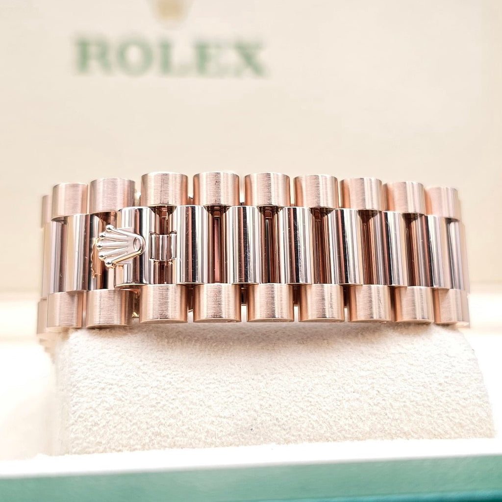 Rolex Day - Date 40 Extremely Rare Factory Eisenkiesel Stone Dial With Diamond Markers Complete Set - Chronologic