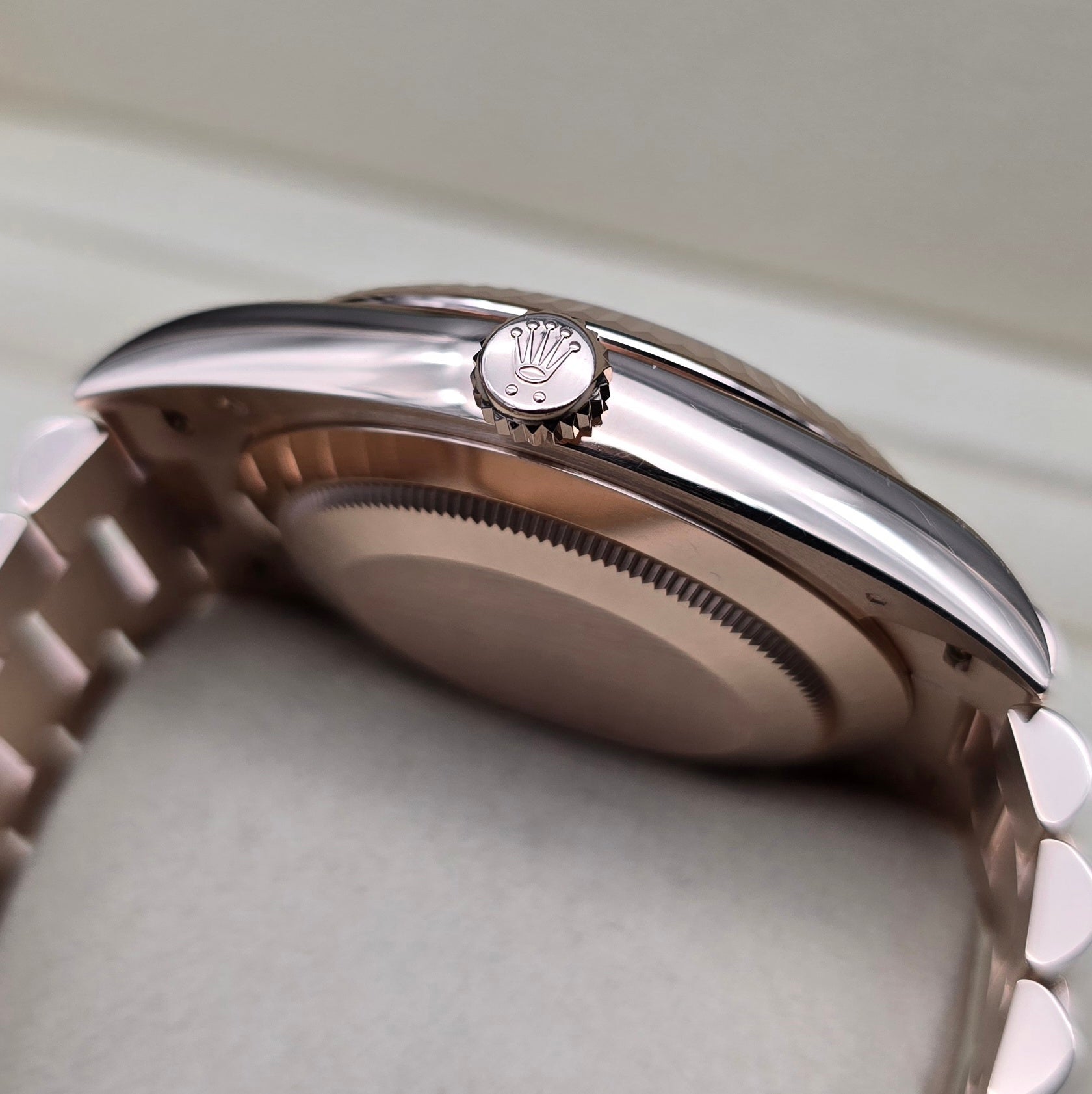 Rolex Day - Date 40 Extremely Rare Factory Eisenkiesel Stone Dial With Diamond Markers Complete Set - Chronologic