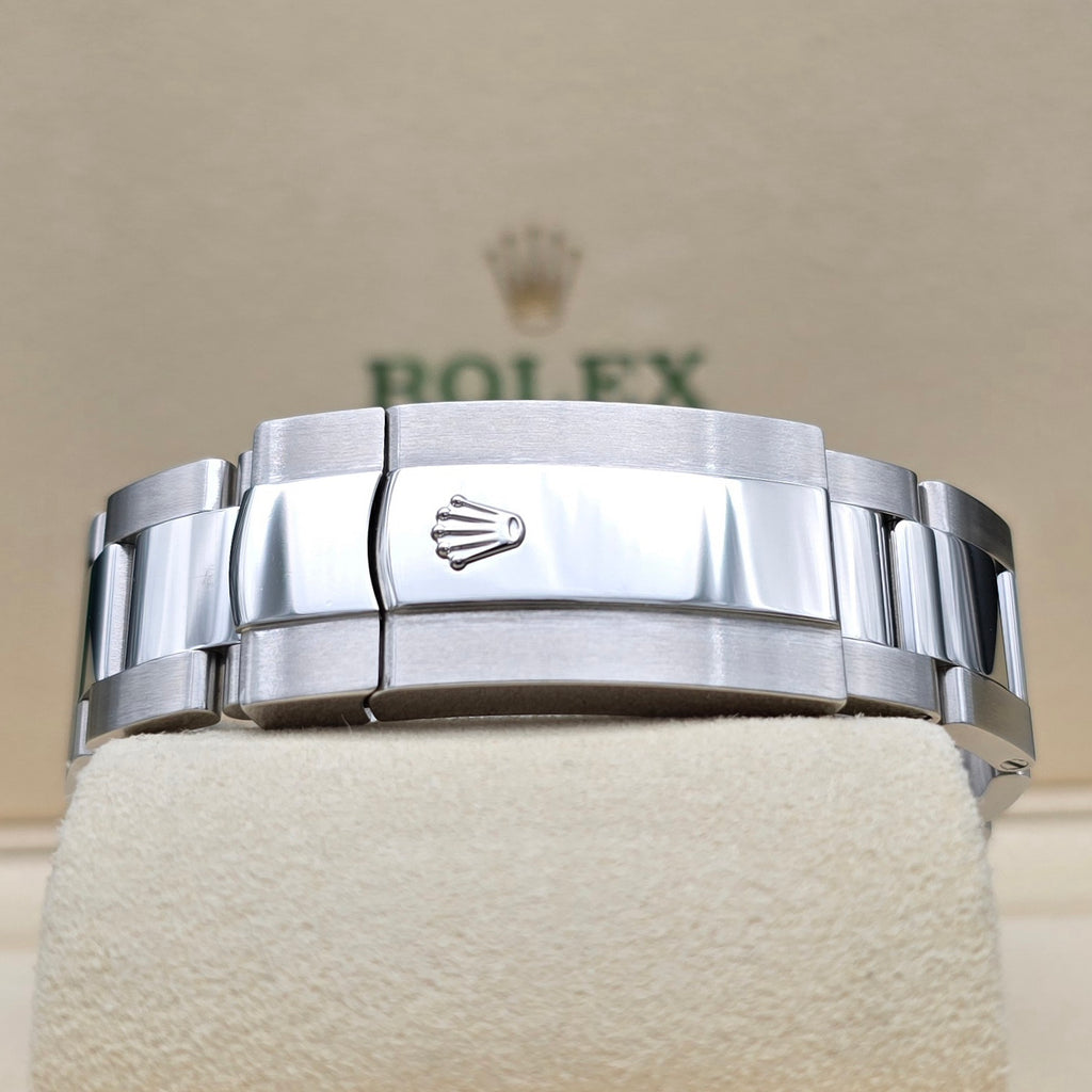 Rolex Sky - Dweller 42mm Blue Dial Complete Set - Chronologic