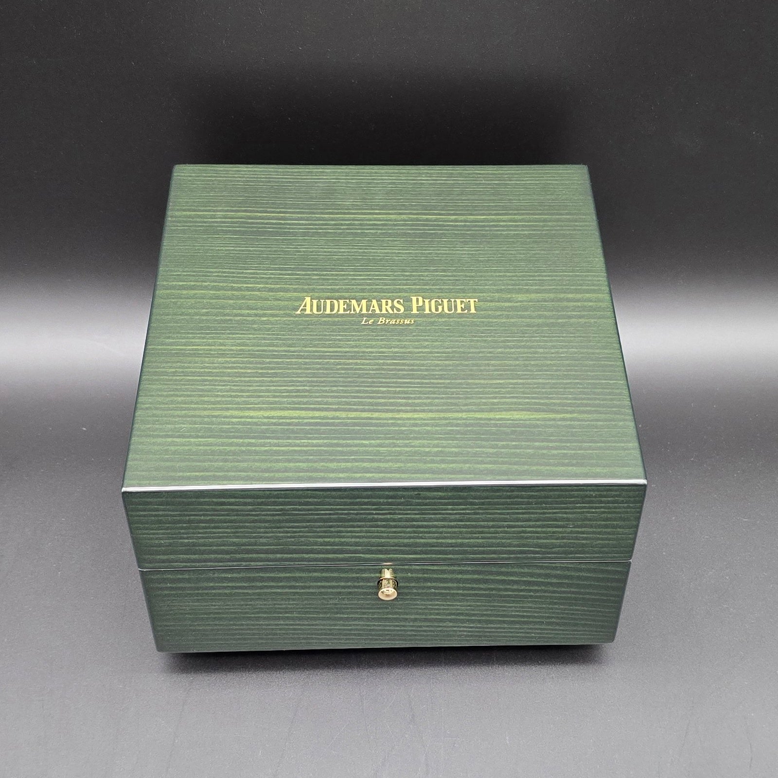 Audemars Piguet Royal Oak Offshore Ceramic 44mm Blue/Black - Chronologic