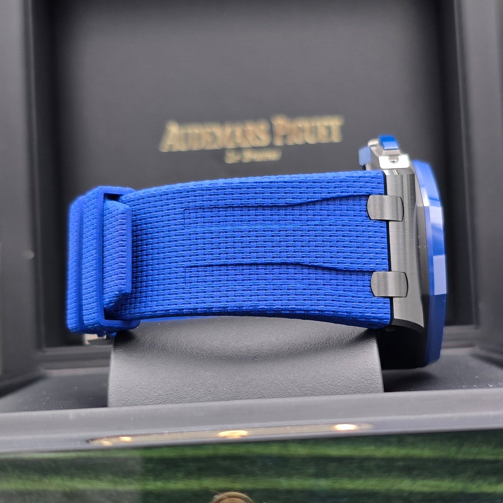 Audemars Piguet Royal Oak Offshore Ceramic 44mm Blue/Black - Chronologic