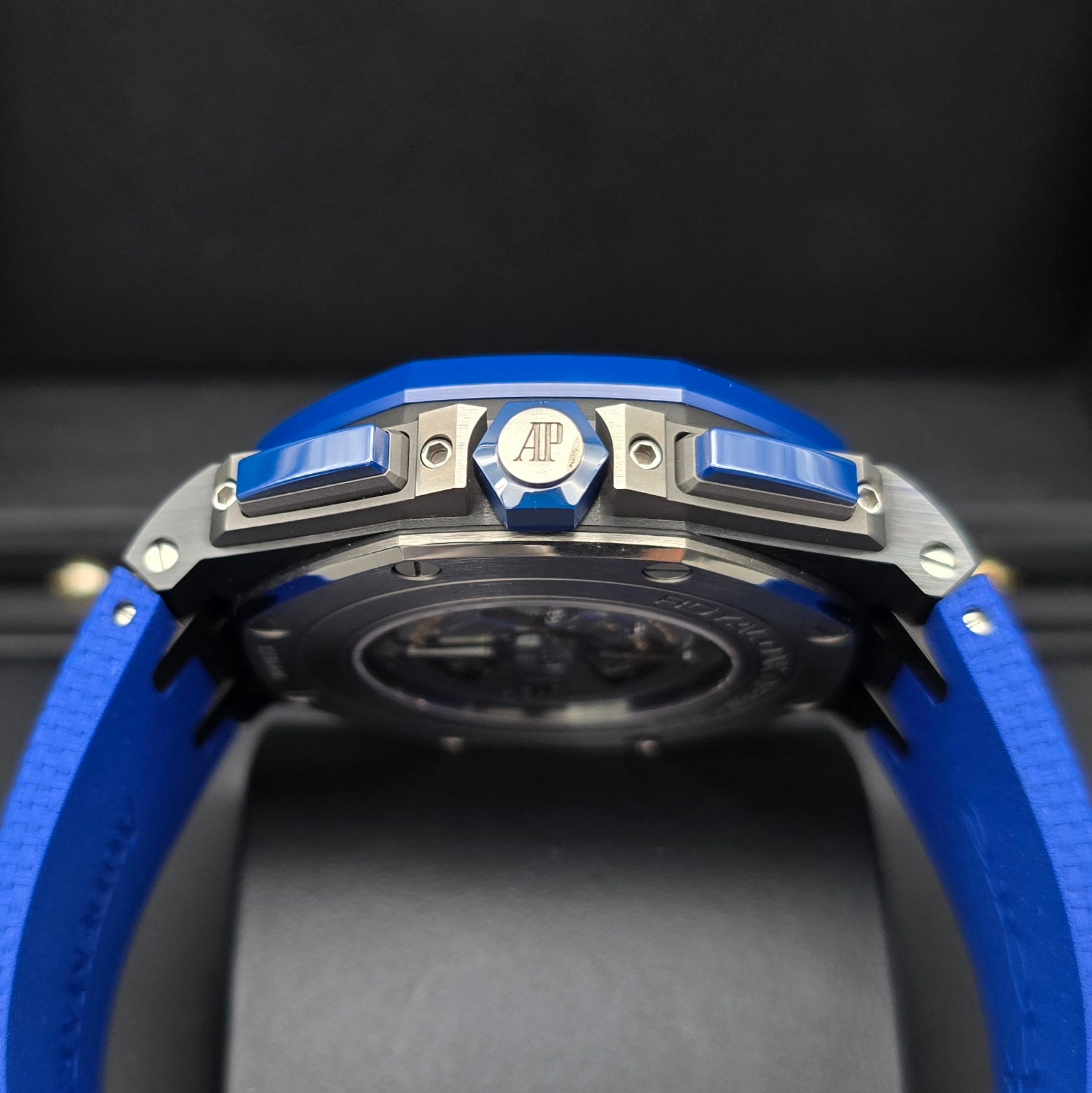 Audemars Piguet Royal Oak Offshore Ceramic 44mm Blue/Black - Chronologic