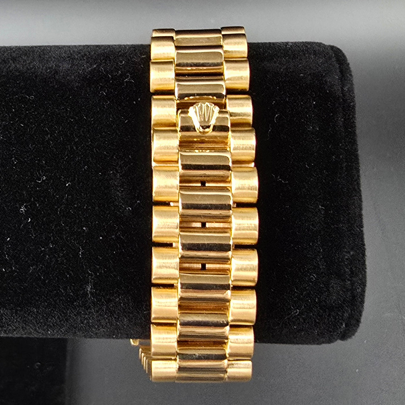 Rolex Day-Date 18k Yellow Gold 36mm