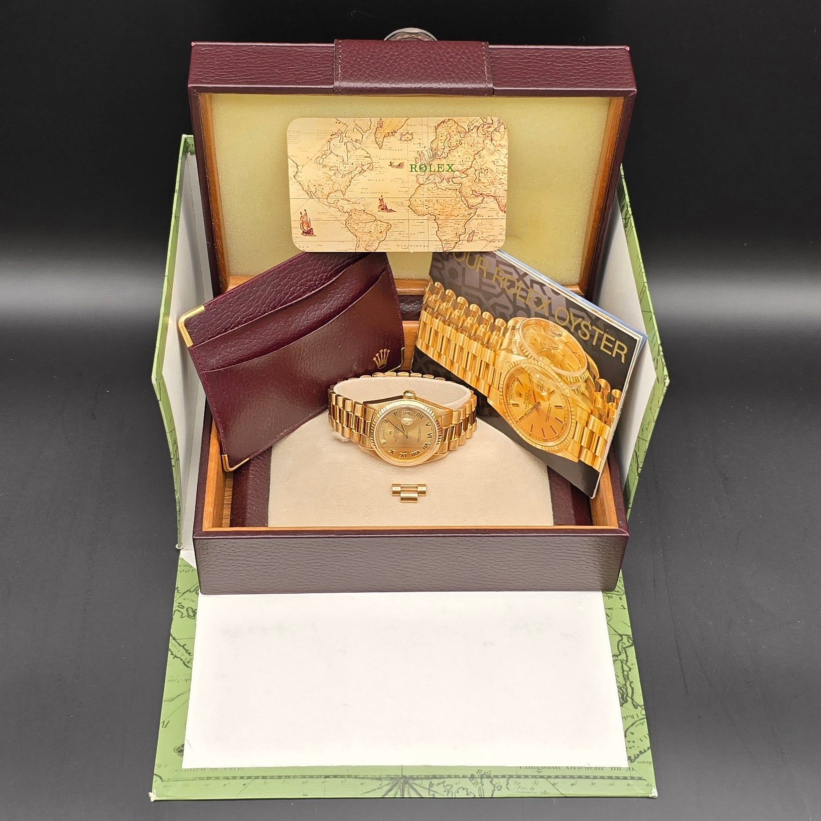 Rolex Day-Date 18k Yellow Gold 36mm