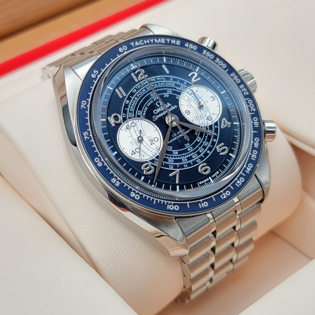 Omega Speedmaster Chronoscope Blue Dial